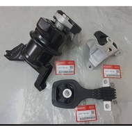 Honda Civic FB 2012-2014 Engine Mounting set