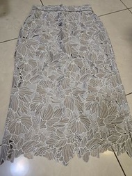 Apuweiser-riche Floral Lace Skirt