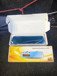 倒後鏡行車紀錄儀