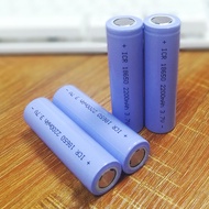 A lithium New battery 3.7v1500mA power battery juice extractor 18650 lithium battery