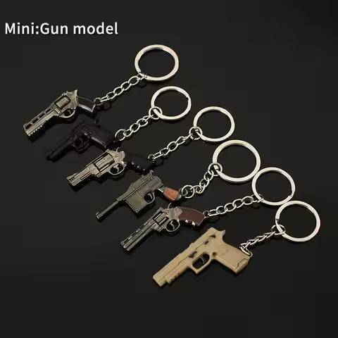 New Mini Gun Model Keychain Game Weapons Ttig34 M1896 M500 Colt357 Mini R45 P08 Metal PVC Key Rings 