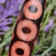 💥Ready Stock💥 38.5mm x 10.8mm 高油朱砂 五眼天珠 五方财神 5 Eyed Dzi Five Eye Dzi 5 Eyes Dzi Manik Dzi CW4170