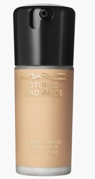 Studio Radiance Serum Powered Foundation NC35 MAC Studio Radiance Serum Powered Foundation NC35