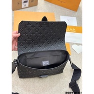 Genuine leather men's bag size vbeg SCAPE bag travel bag 28 x 8cm