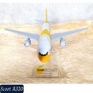 Fly Scoot Airbus A320 Diecast Airplane with Stand Label!