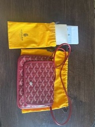 Goyard 红色信封包