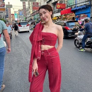 MOTTOM - Layla เสื้อเกาะอกสีแดงแต่งกระดุม