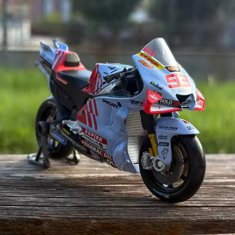 Maisto 1:18 Gresini Racing 2024 Gp #73 #93 Racing Repsol Team Die Cast Vehicles Collectible Motorcyc