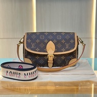 Lv Diane M45985新款老花法棍包 芯片款 #近新閒置 #雙肩帶🉑斜挎/肩背