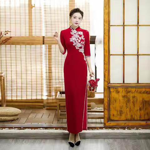 Chinese Traditional Embroidery Cheongsam Dress Qipao Velvet Red Long Qipao Retro Fit Qipao Women Spr