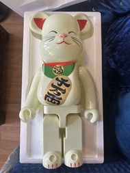 Bearbrick 1000% 夜光招財貓