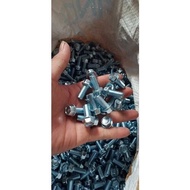 9mm screws planted on motorcycle feet to fix lace