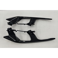 YAMAHA XMAX SEAT BAR GLOSSY BLACK