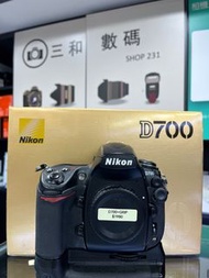 Nikon d700 + grip 9成新