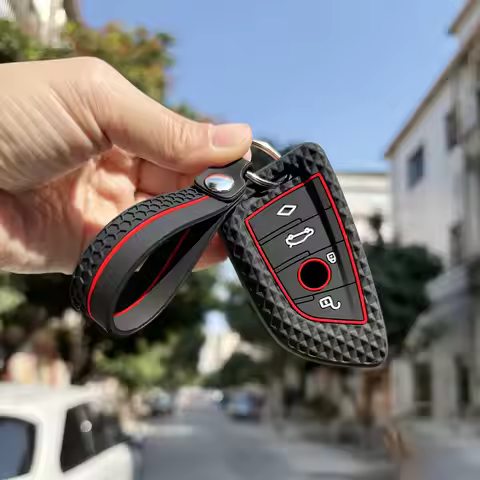 Keychain Accessories For BMW X6 F16 X4 M40i X3 3 X5 X1 F48 IX3 EDrive I3 35L G42 G20 G05 325i 320i P