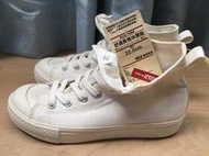 全新!!!無印良品MUJI【22號/白】防波水高筒布鞋$1000+運費(ibon$60）