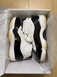 Nike Air Jordan 11 黑白
