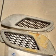 BMW E90,E91 Hood Vents set Grey