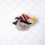 刺繡別針/可愛魔女貓/非電繡
