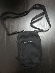 Reebok 斜孭袋 (多內格)