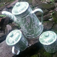 Enamel set (1 tall teapot, 2 cups of 9 cm blirik)