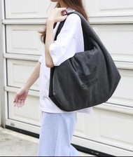 ADIDAS Originals DEMIN 牛仔 丹寧 單肩 大雲朵包 (附小零錢包)