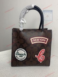 Coach CF593 Ski主題徽章學院風琴譜Coach 蔻馳 Mini Cally   Size1716.58.5