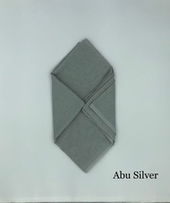 Hijab segi empat paris jadul//kerudung segi empat polos//jilbab paris import ukuran 110x110cm