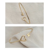 Tiffany/蒂芙尼 keys系列18K黃金色窄版愛心鑰匙手鐲L碼