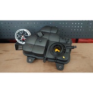 {Haiwei Car Products} Germany F90 M5 Pair Bucket 17138090271 17137889450 F92 F93 M8