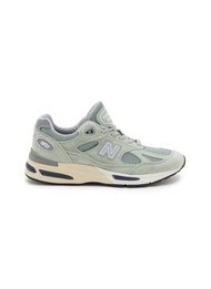 NEW BALANCE 991V2 LOW TOP UNISEX SNEAKERS