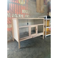 Doc chicken coop for ages 0-60, sent to be no need to assemble