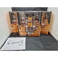 MAFEX Lebron James (LA Lakers)