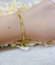 (084) 10k Gold Bracelet