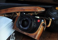 Kaza deluxe handmade Leica Q2 leather half case with strap