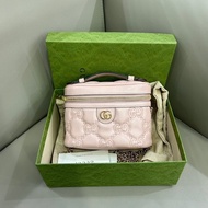 GUCCI GG Matelassé 金色徽化妝盒 粉色迷你肩背手提包 16*5*10  98新配件塵袋