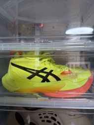 ASICS 螢光黃 排球鞋