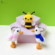 AUGUSTINA Bee Keychain, Little Bee Shape Soft Silicone Bee Silicone Keychain, Delicate Keychain Cartoon Funny Creative Bee Soft Silicone Pendant Female
