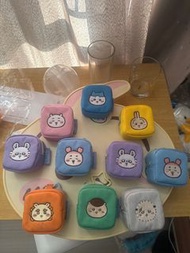 Chiikawa 散子包耳機包 namco taito station was冒險 樂園 chiikawa 芝伊卡哇 usagi兔兔烏薩奇 hachiware 小八貓 Sanrio 三麗鷗 Pokem