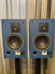 JBL 4301B
