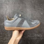 🤩必備德訓鞋🤩 復古爆款淺灰拼接質感滿分百搭休閒鞋 | Maison Margiela Replica 經典德訓運動鞋|