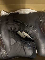 5.11 Tactical ATAC Shield 8" 靴