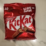 KitKat Wafer Fingers in Milk Chocolate 2 fingers 10 in 1 pack
