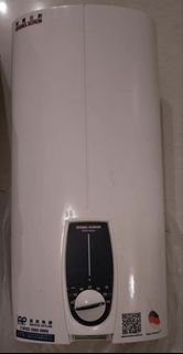 Stiebel Eltron 斯寶亞創 電子恆溫即熱式電熱水爐