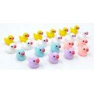 EMiEN 21PCS Little Mini Ducks 5 Colors Duckling Miniature Ornament for DIY Dollhouse Fairy Garden Pl