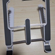 包順豐 白色 可摺疊便攜電腦支架 8段高度調較 手提電腦 散熱架 防滑 支架 筆記本 notebook 增高 散熱