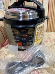 未使用過 聲寶SAMPO pressure cooker 5L微電腦壓力鍋KC-AB05Q
