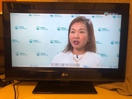 LG 32吋LCD電視機（有搖控）