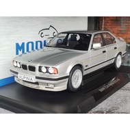 E34 1/18 Car Model Bmw34 BMW Series5 E34 scale 1:18 Gift