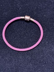 周生生粉色編織手鍊